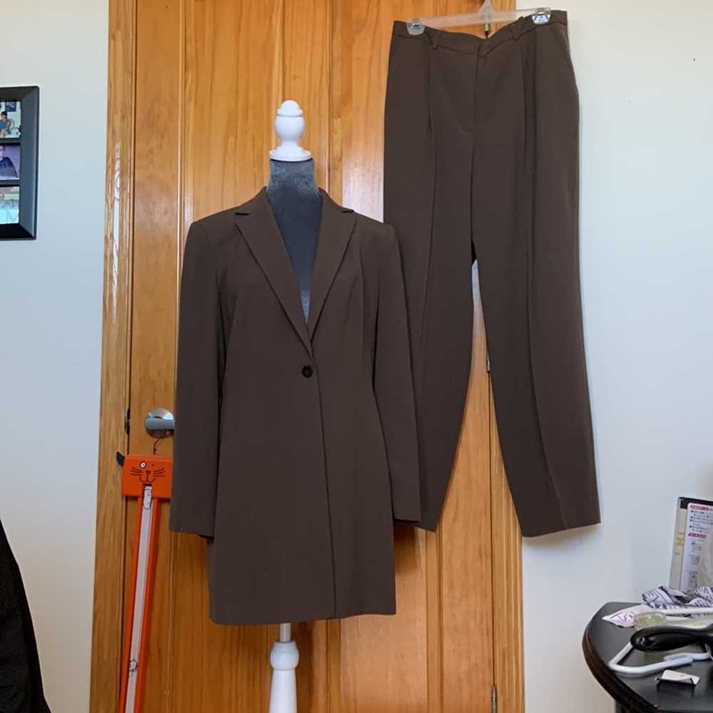 Vintage Brown pants suit
